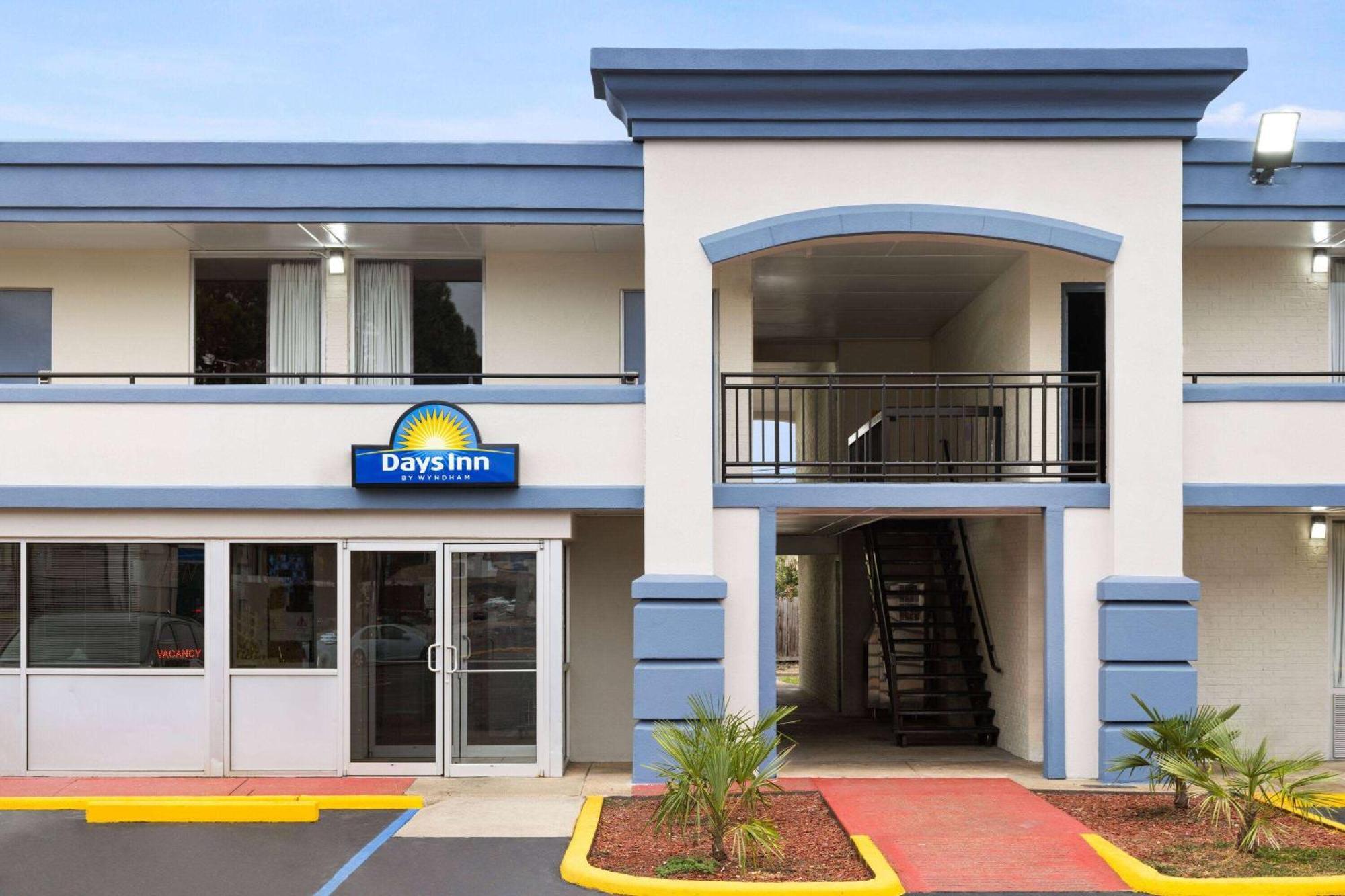 Days-Inn By Wyndham Montgomery I-85 Exterior foto